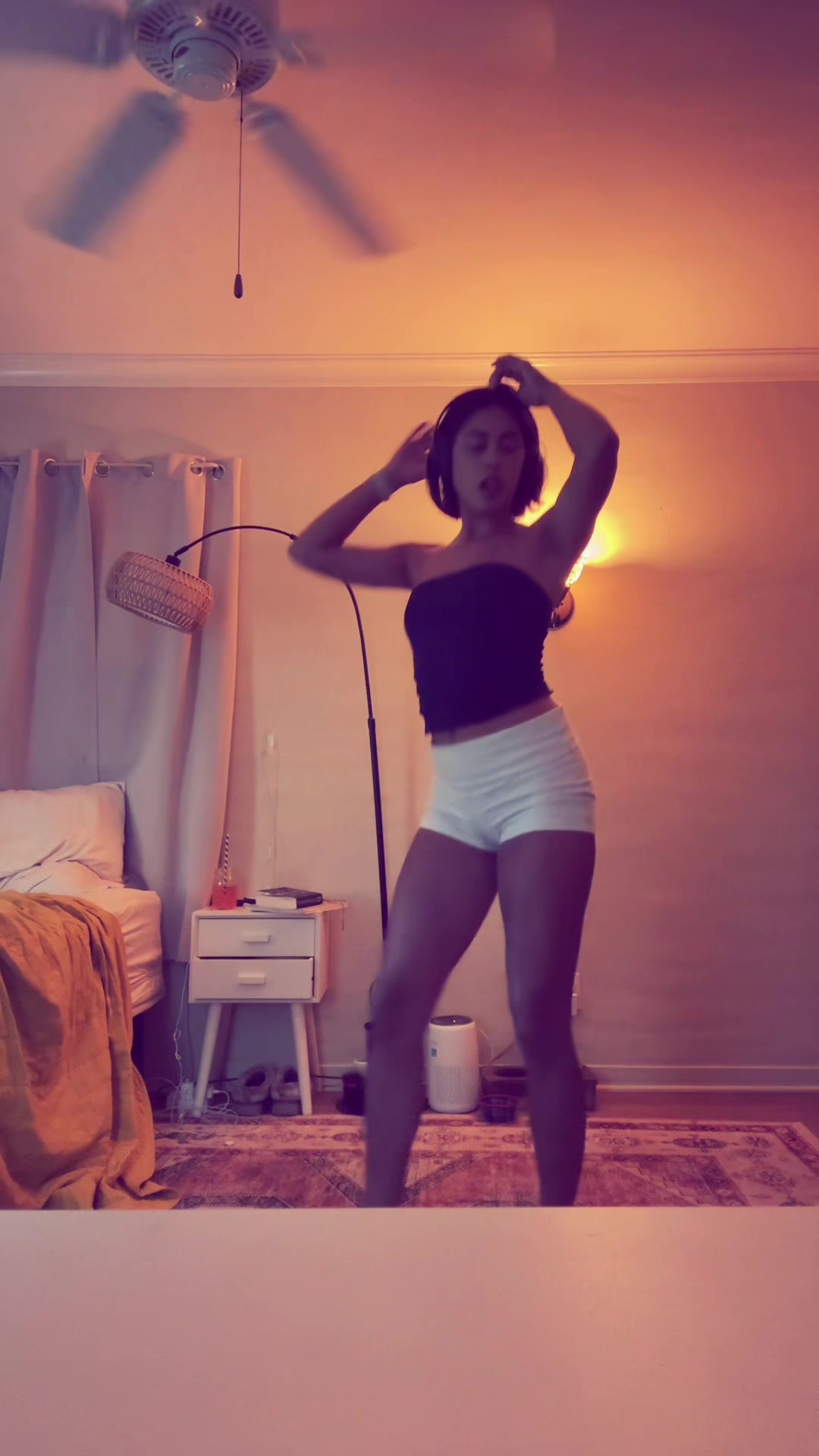 @Lina