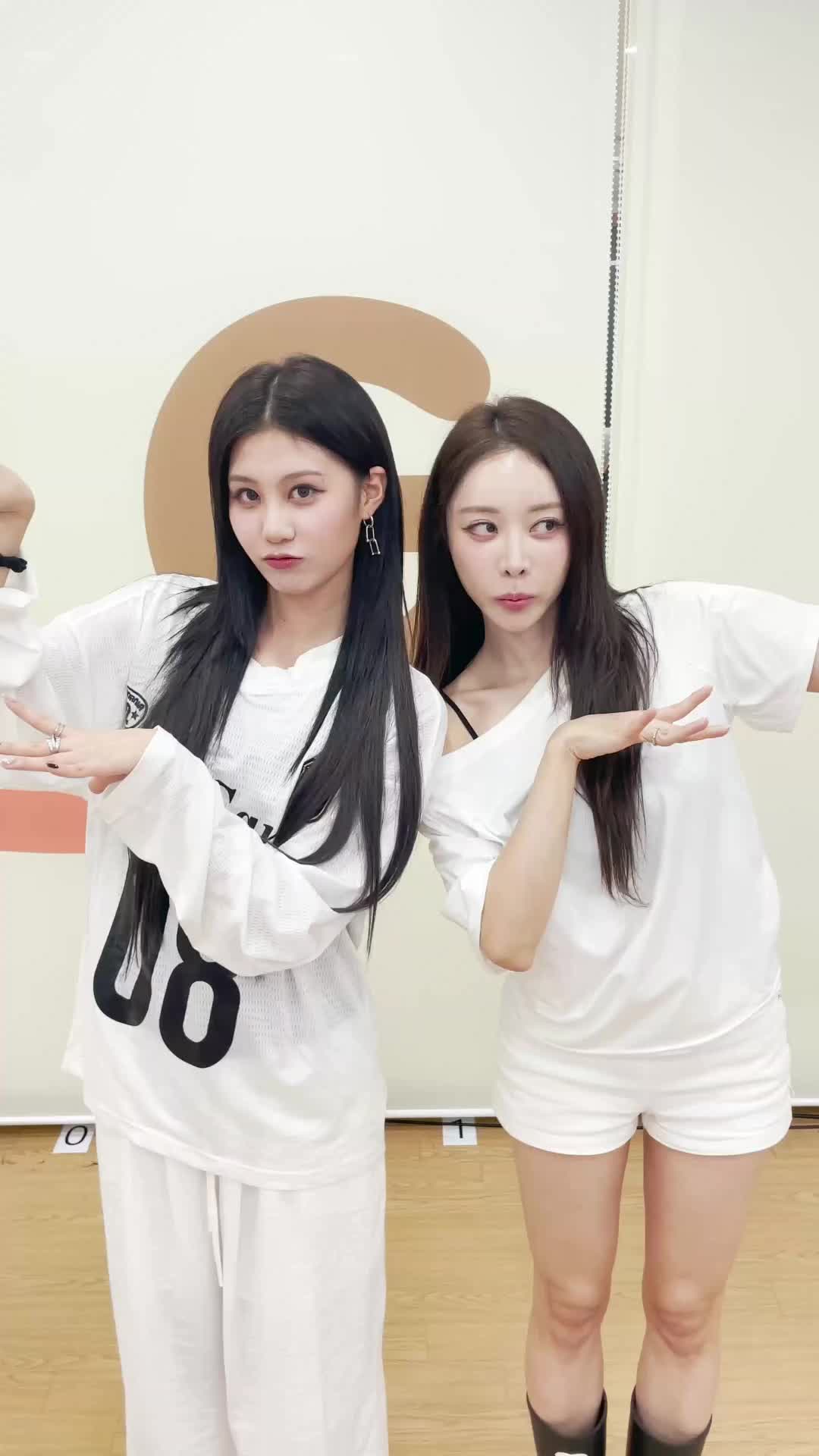 @UDTT (우당탕탕 소녀단)
