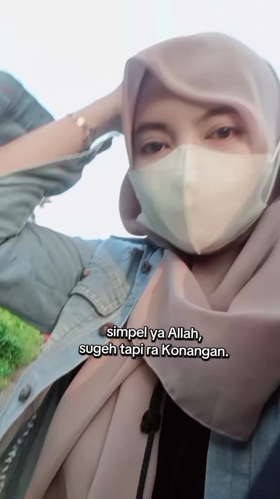 @Dari Kontak Anda
