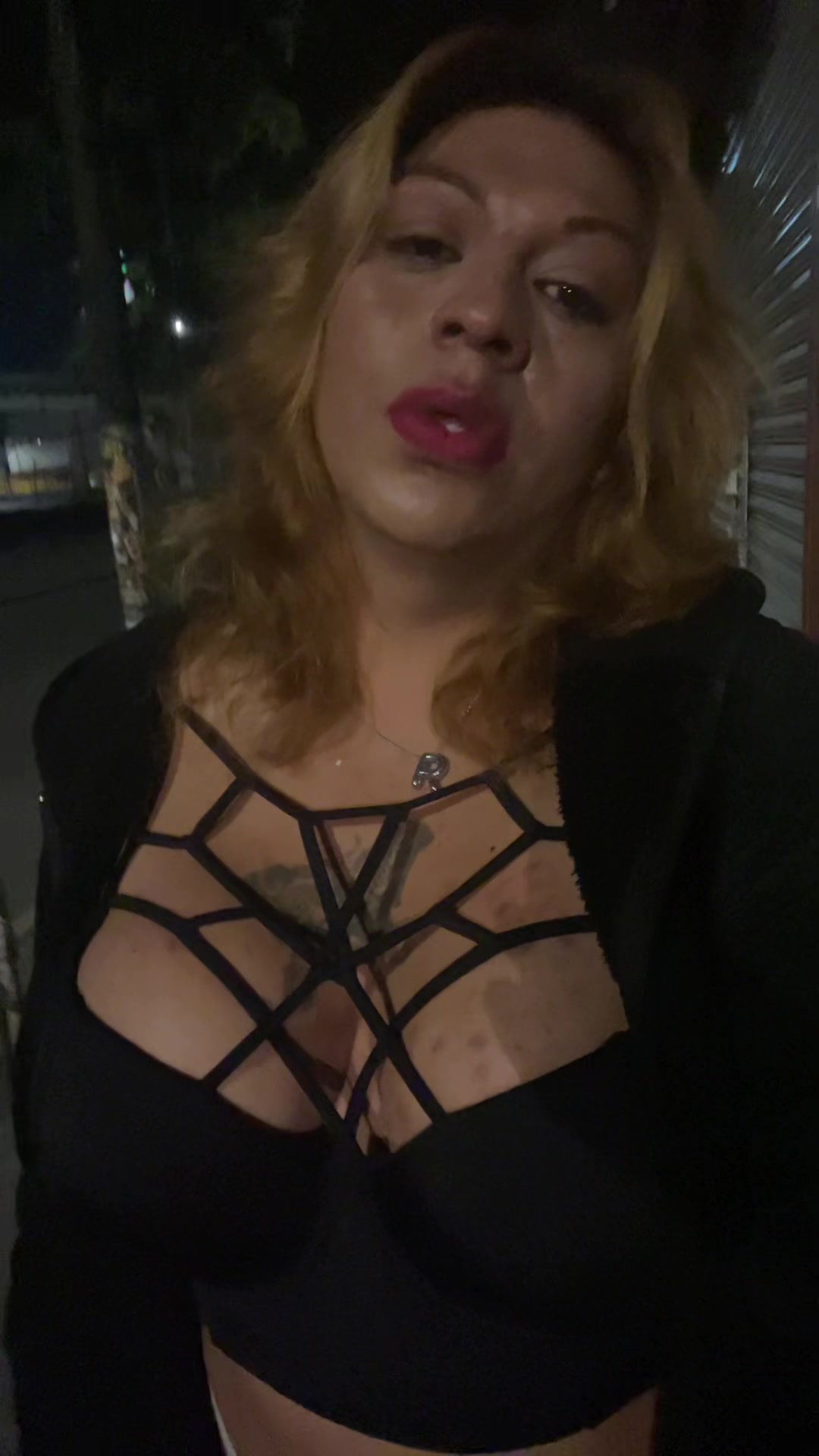 @Roxxxytriplex