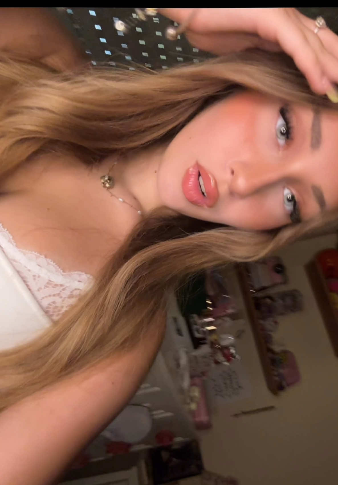 @Vikyy
