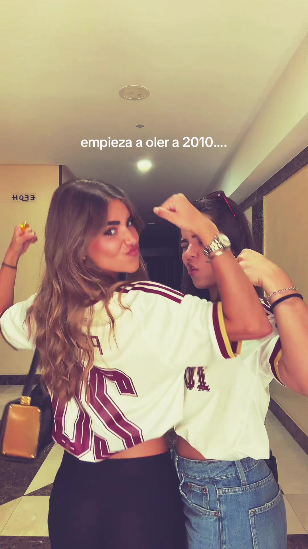 @Alba Riob&oacute;