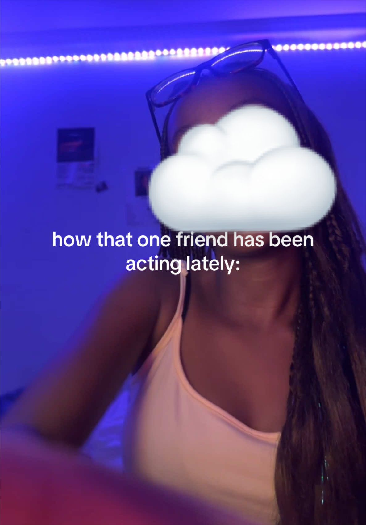 @🧖🏾&zwj;♀️