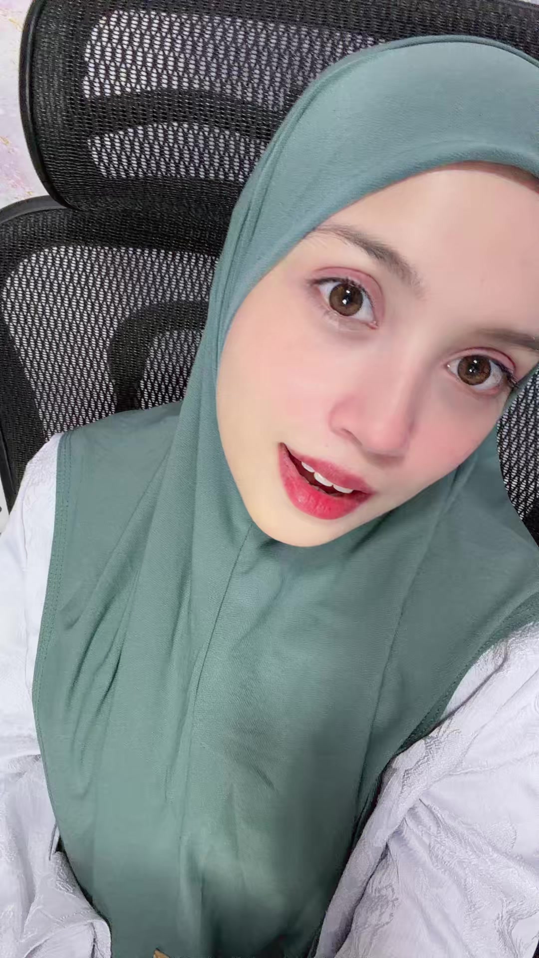 @Arzinaahmad