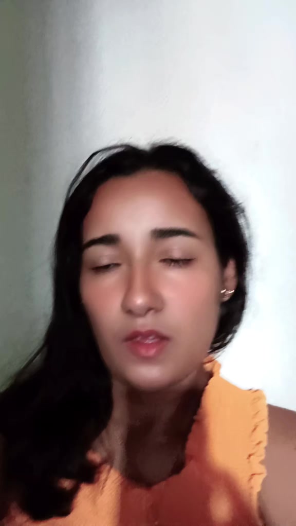 @EU LARISSA 🍀