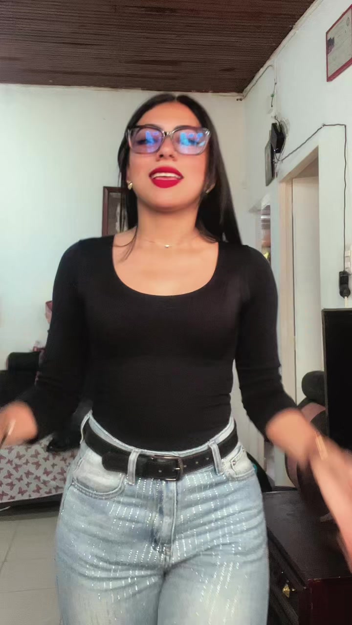 @S&aacute;nchez Yineth