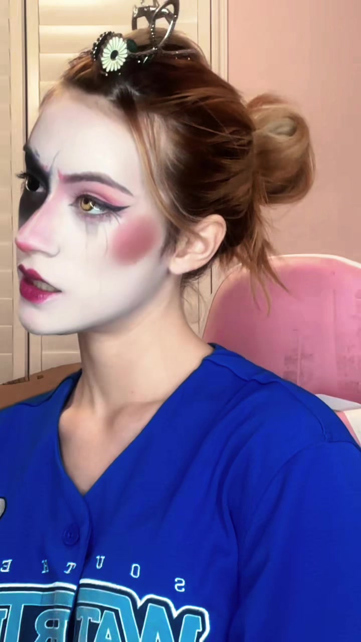 @Sheep_In_Wigs