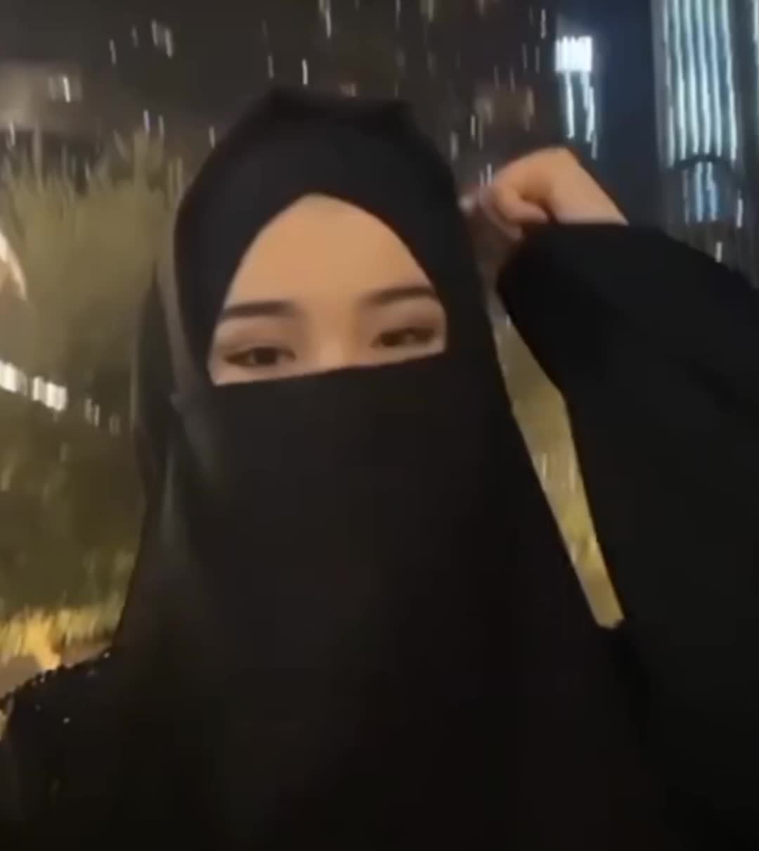 @HIJABI_BADDIE🥂🚩