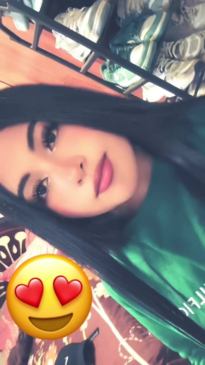 @Mon🎀