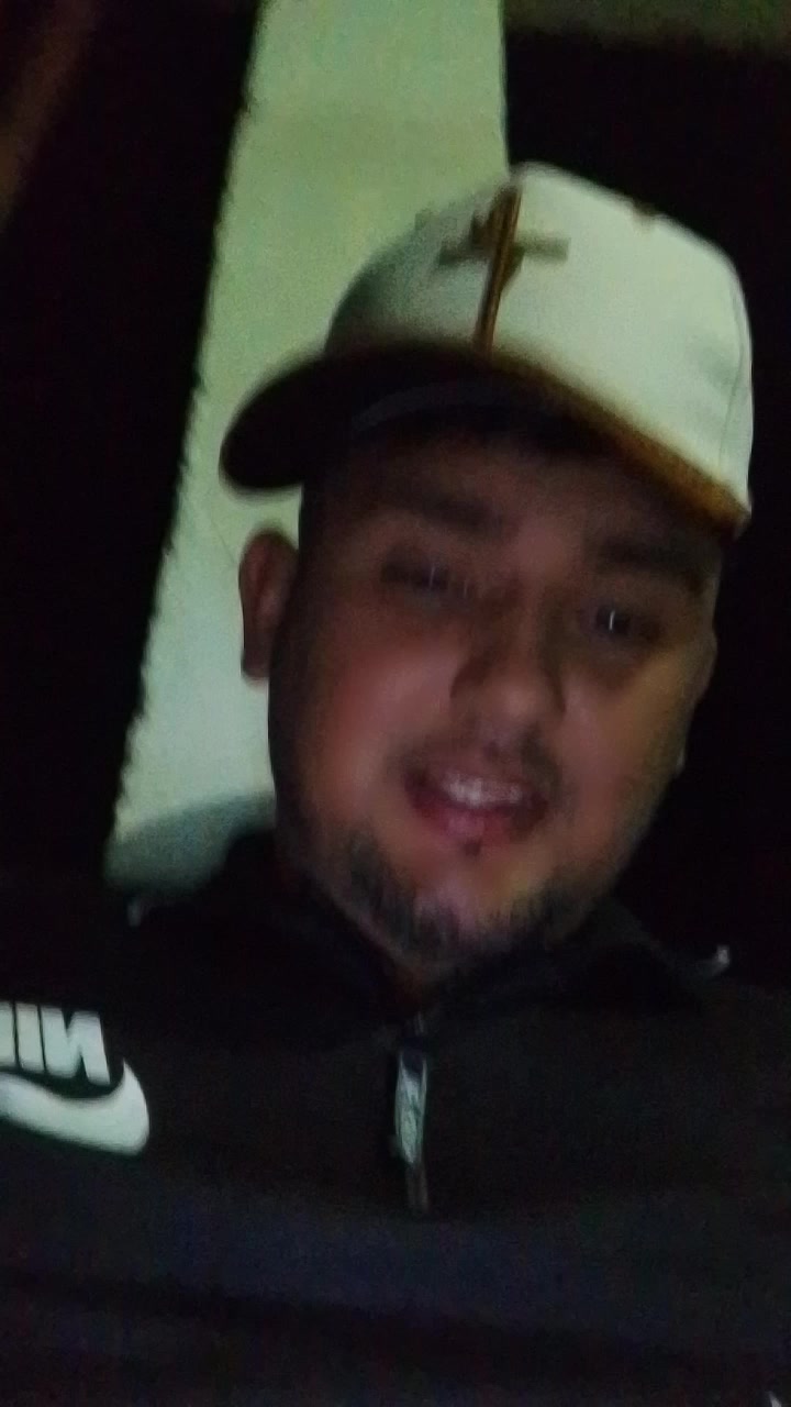@Javier.😍👻