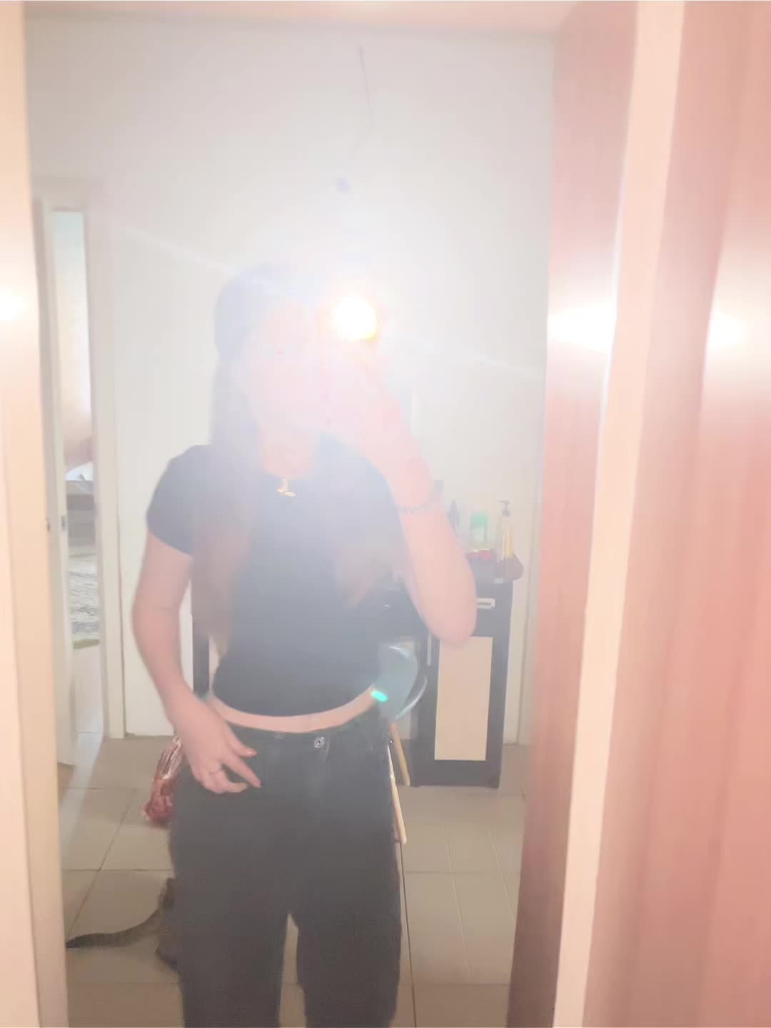 @Lika_2402