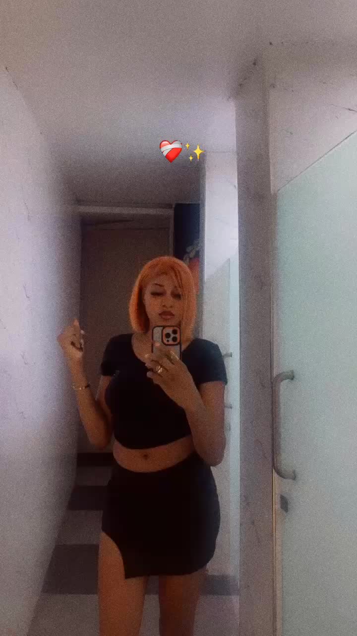 @𝖌𝖔𝖑𝖉𝖎𝖊__🦋🥀