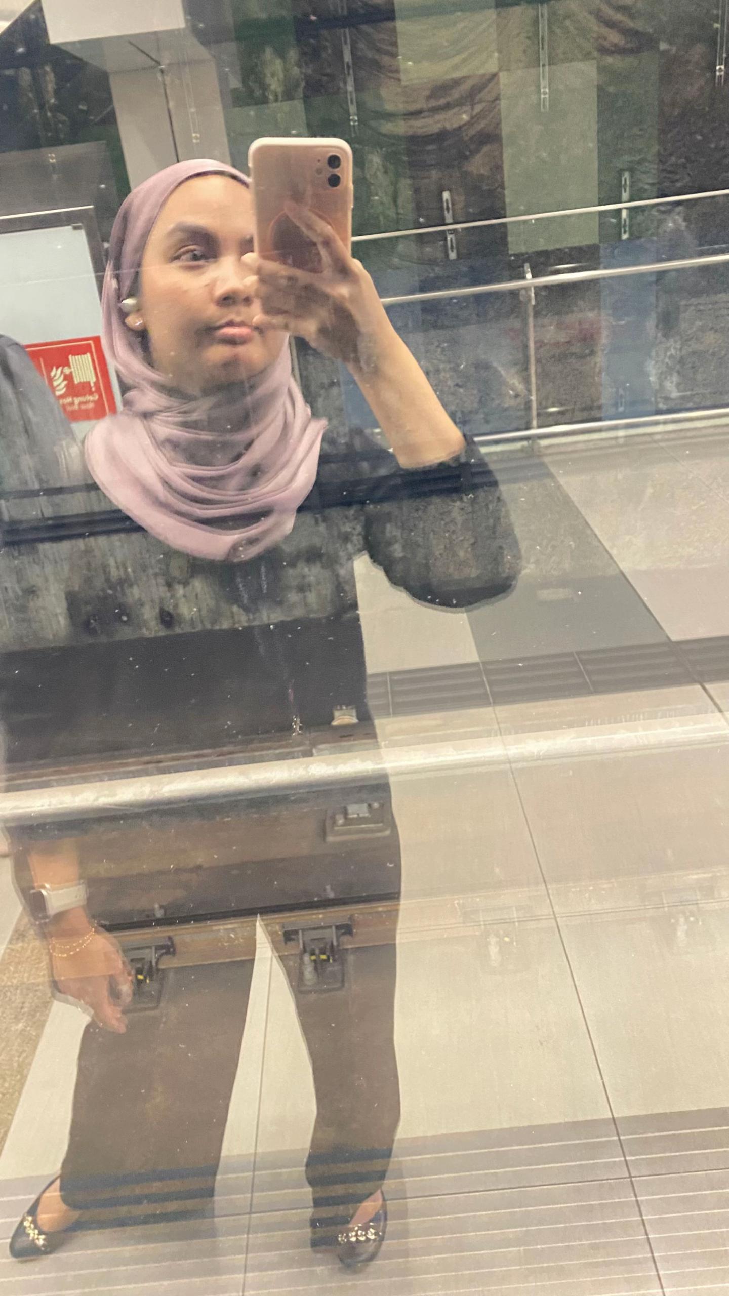 @ainshaz