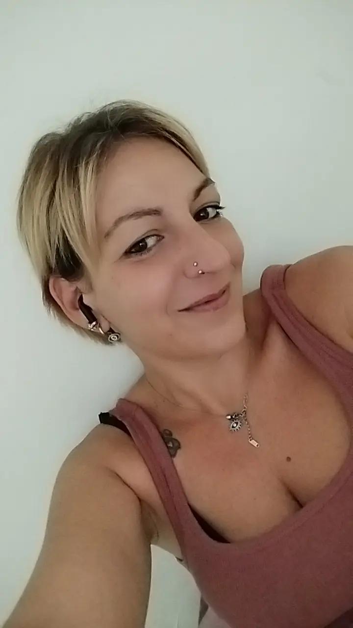 @sabrina