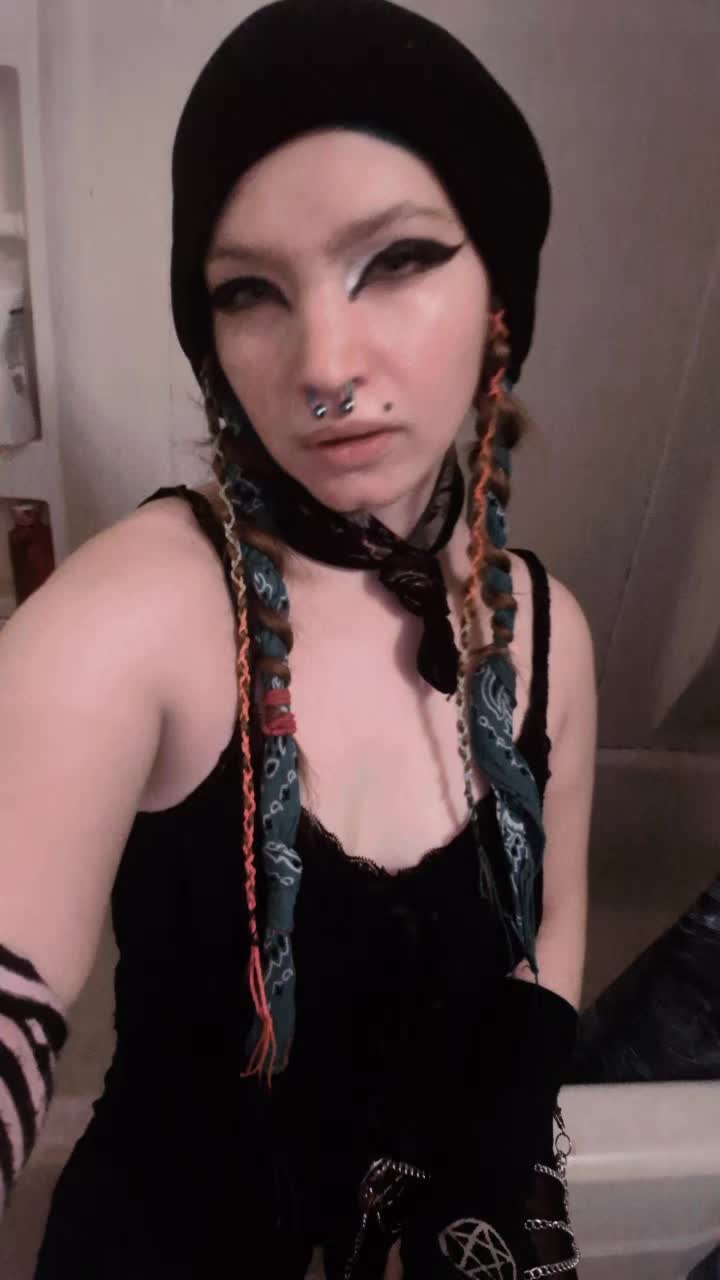 @Love2h8u