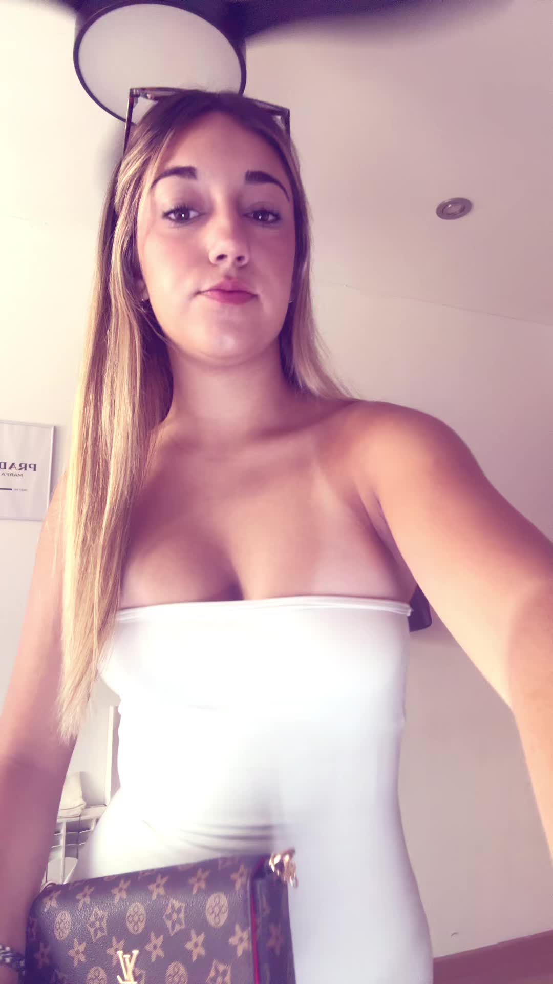 @xeeniiaaaa
