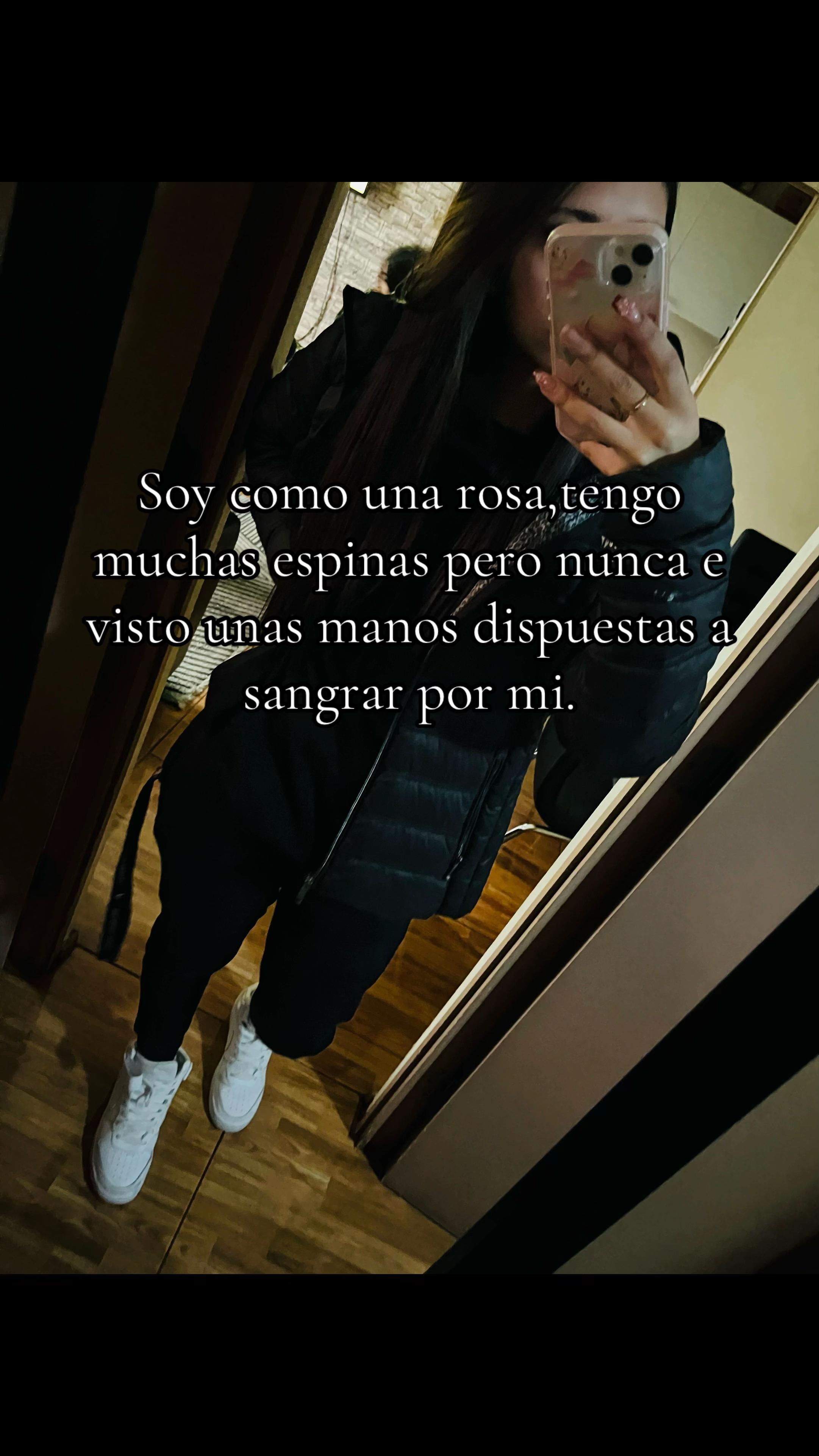 @Tinita💙🥱