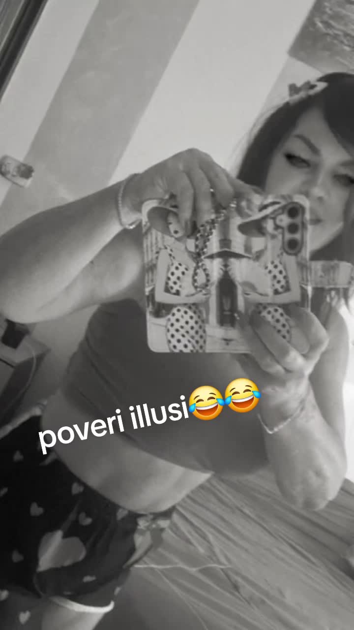@melina105