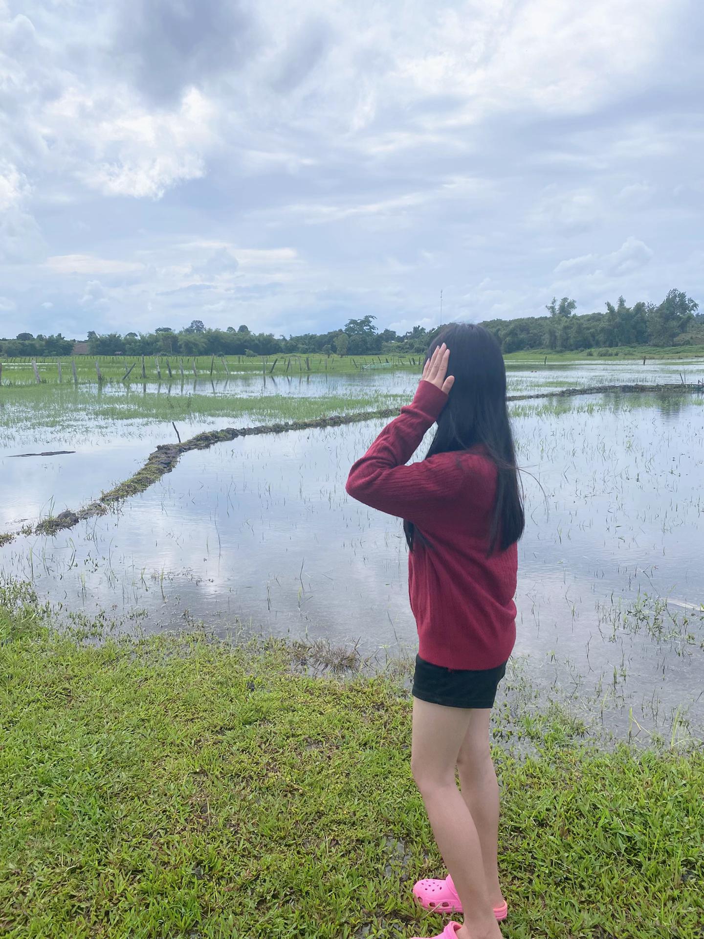 @ជំទាវណាលី🙂