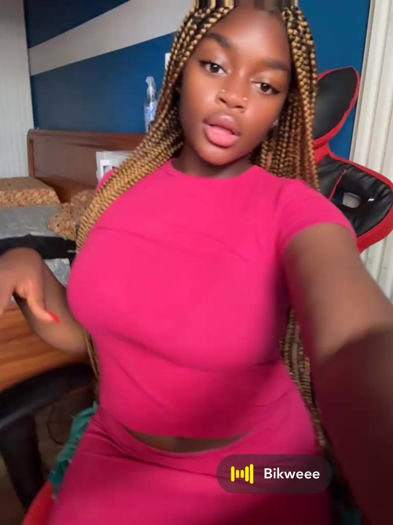 @TOUSTÉ🥀 👄