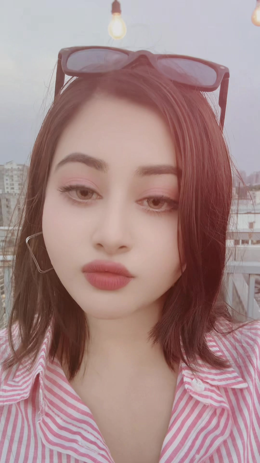 @Mo_ni