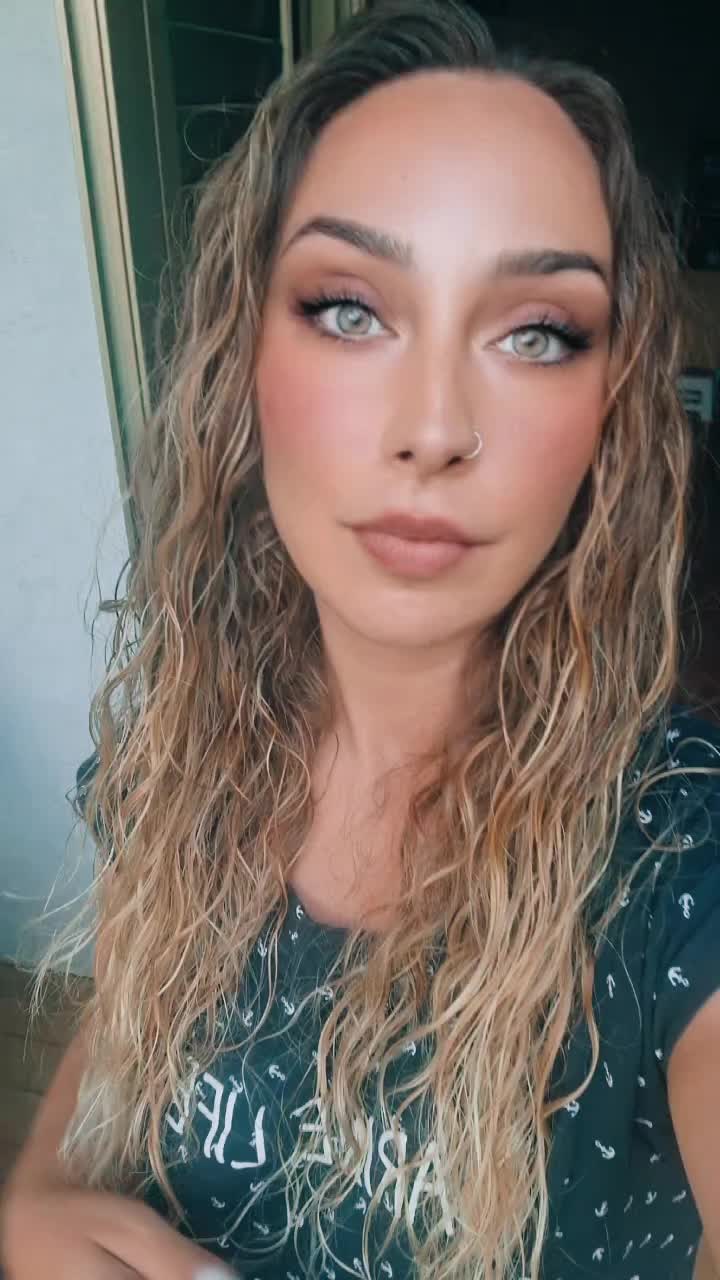 @Marika De Buono