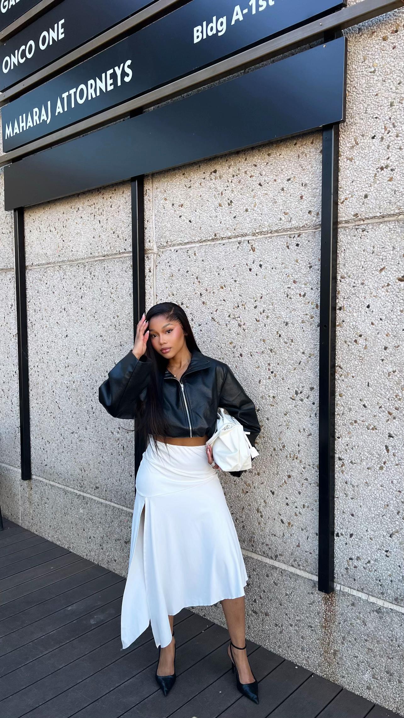 @𝑎𝑚𝑎𝑛𝑑𝑎💋