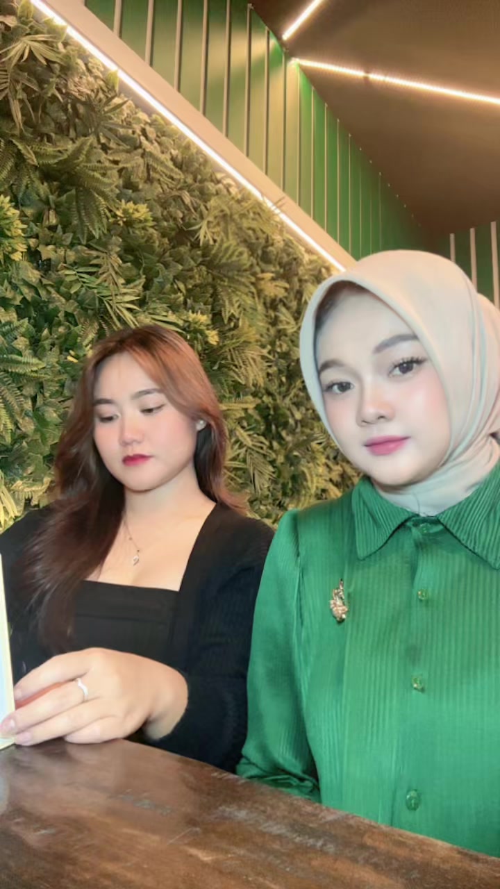 @Zhaaaaa