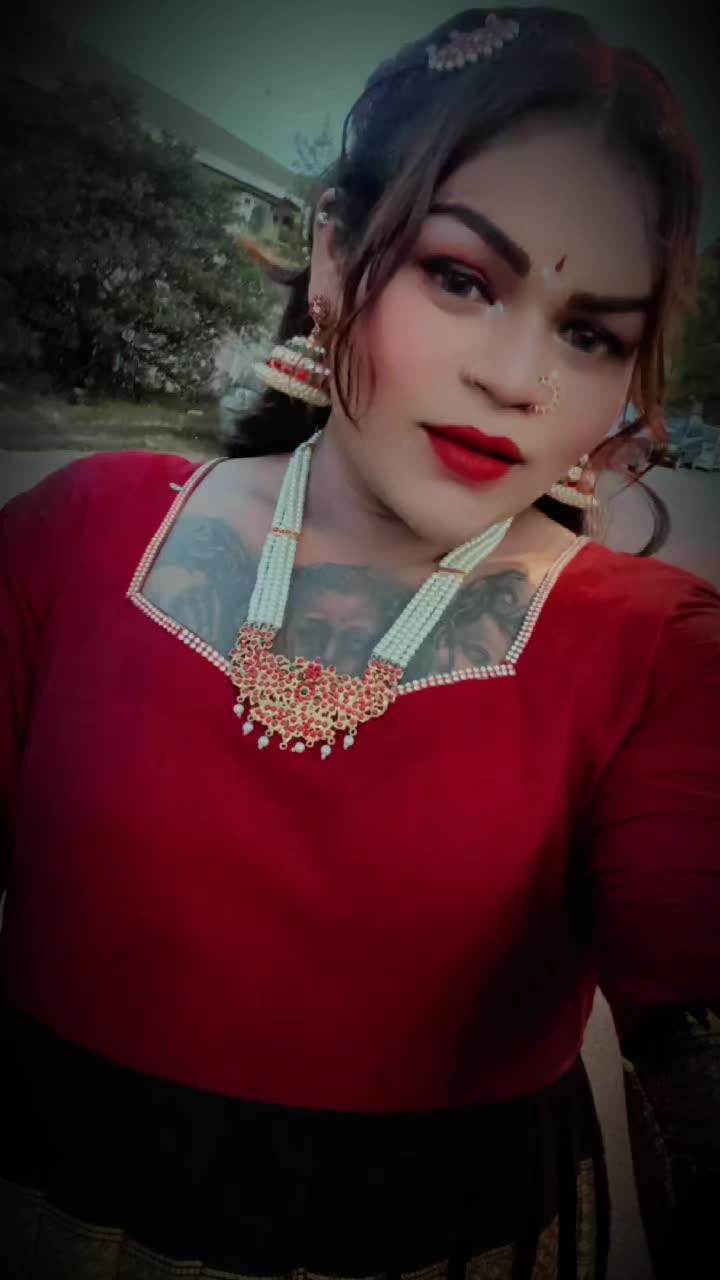 @AMEERSHA 🖤🫧