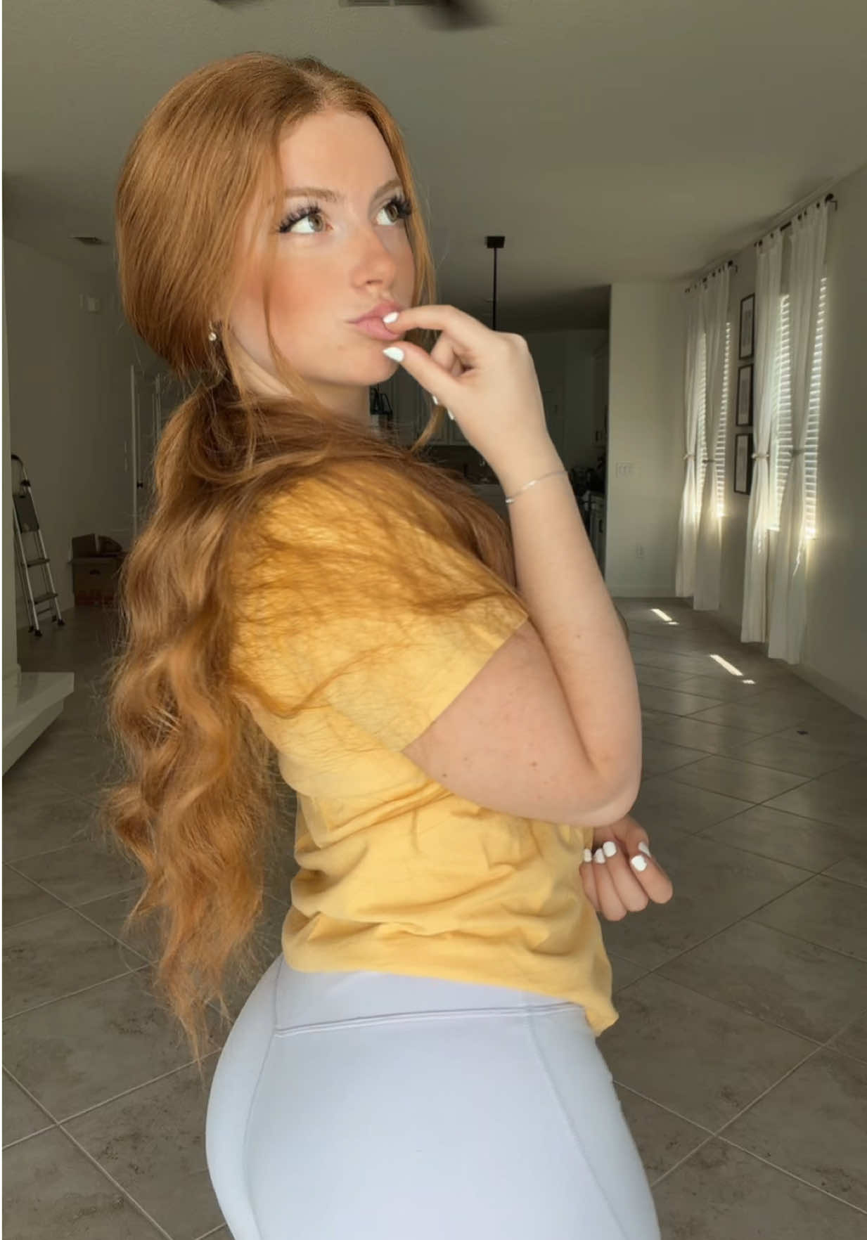 @Cristina Carmella
