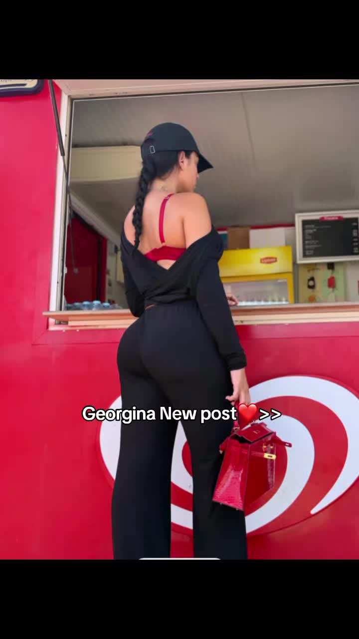 @"𝓝𝓲𝓼𝓪&rdquo;