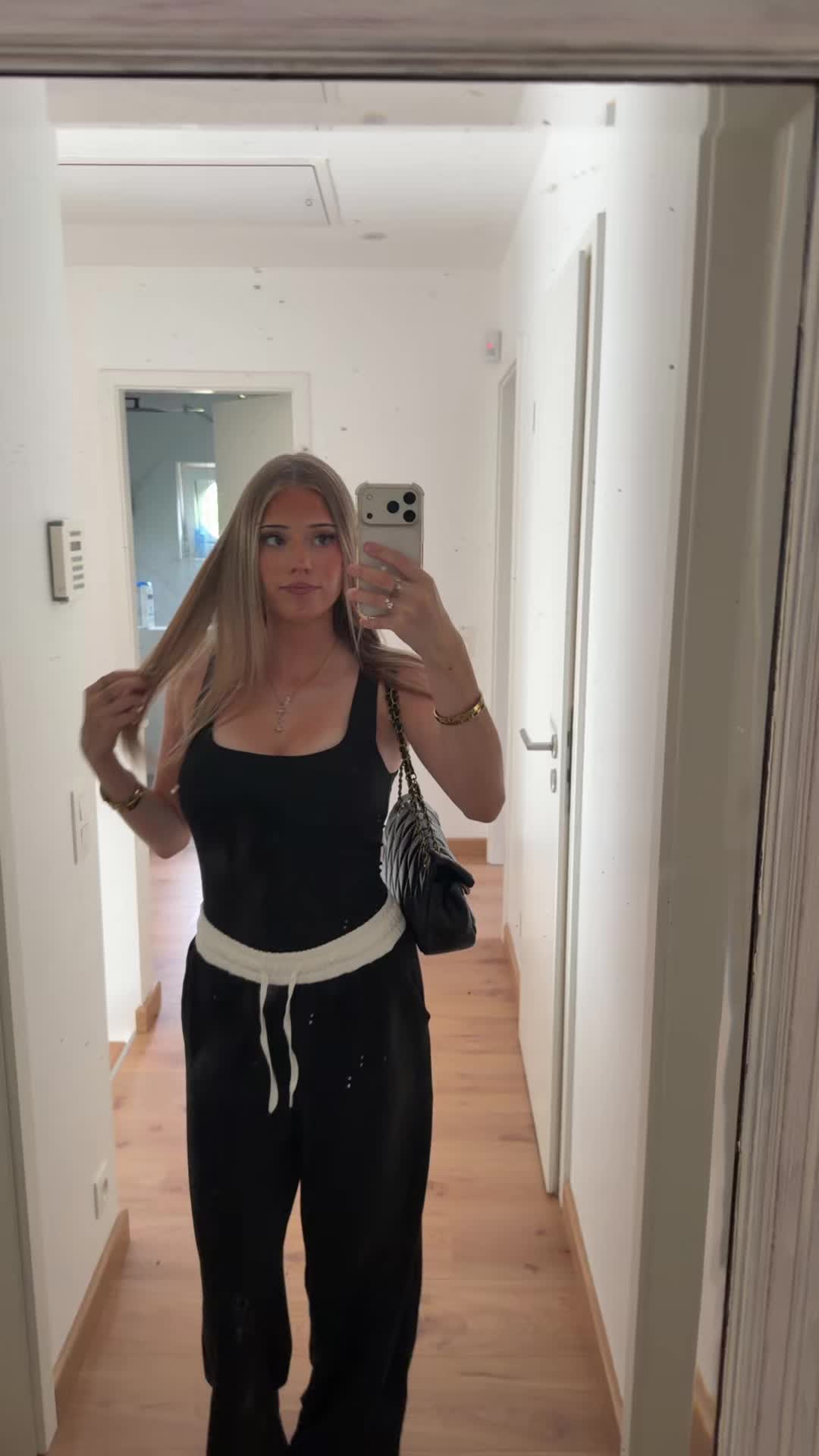 @𝐋𝐞𝐚 𝐣𝐚𝐝𝐞&rsquo;