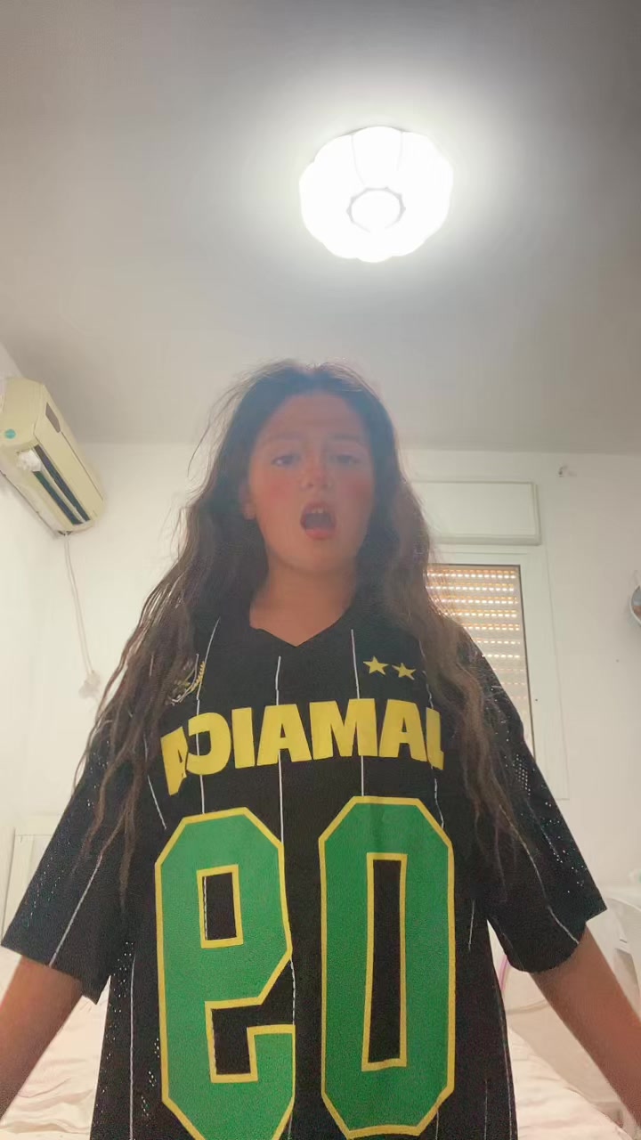 @Spammm🌞👙🏖️⛱️😎