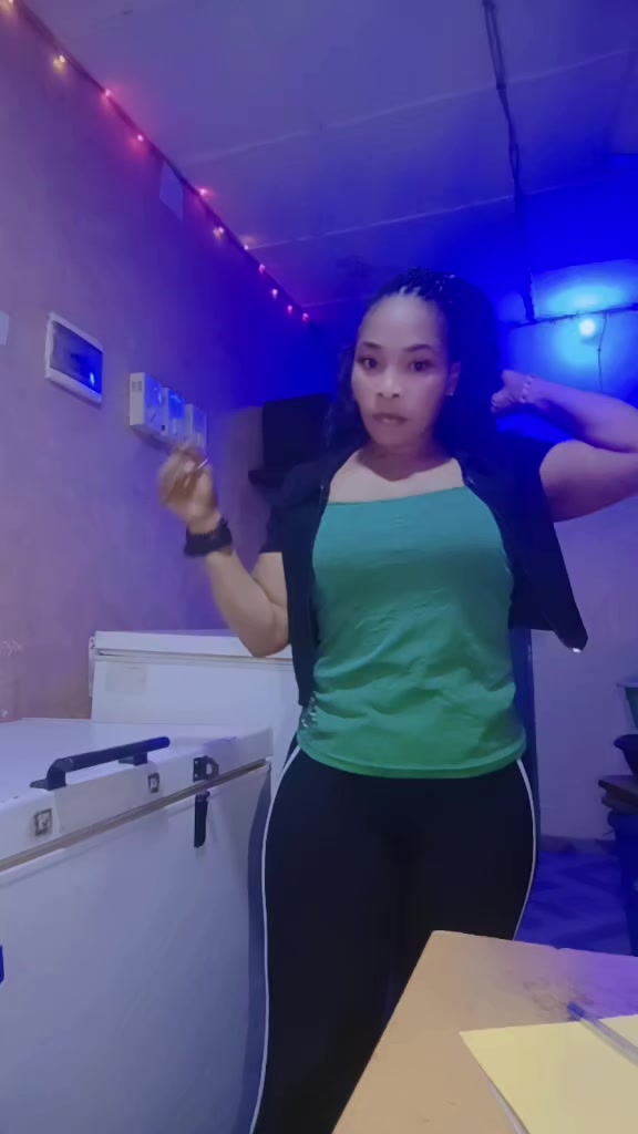 @Esmeralda