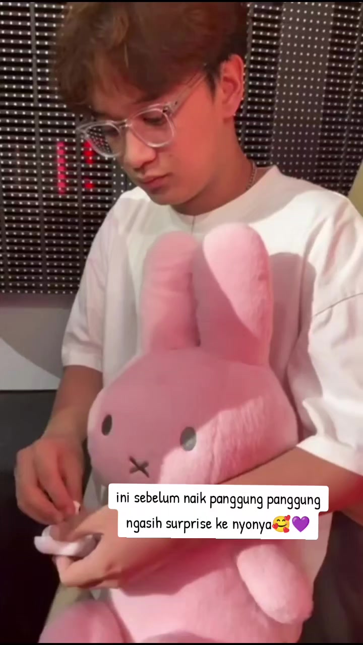 @𝒯𝒶𝒷𝓇𝒾𝓁 𝒽𝑜𝓃𝑔𝓀𝑜𝓃𝑔★