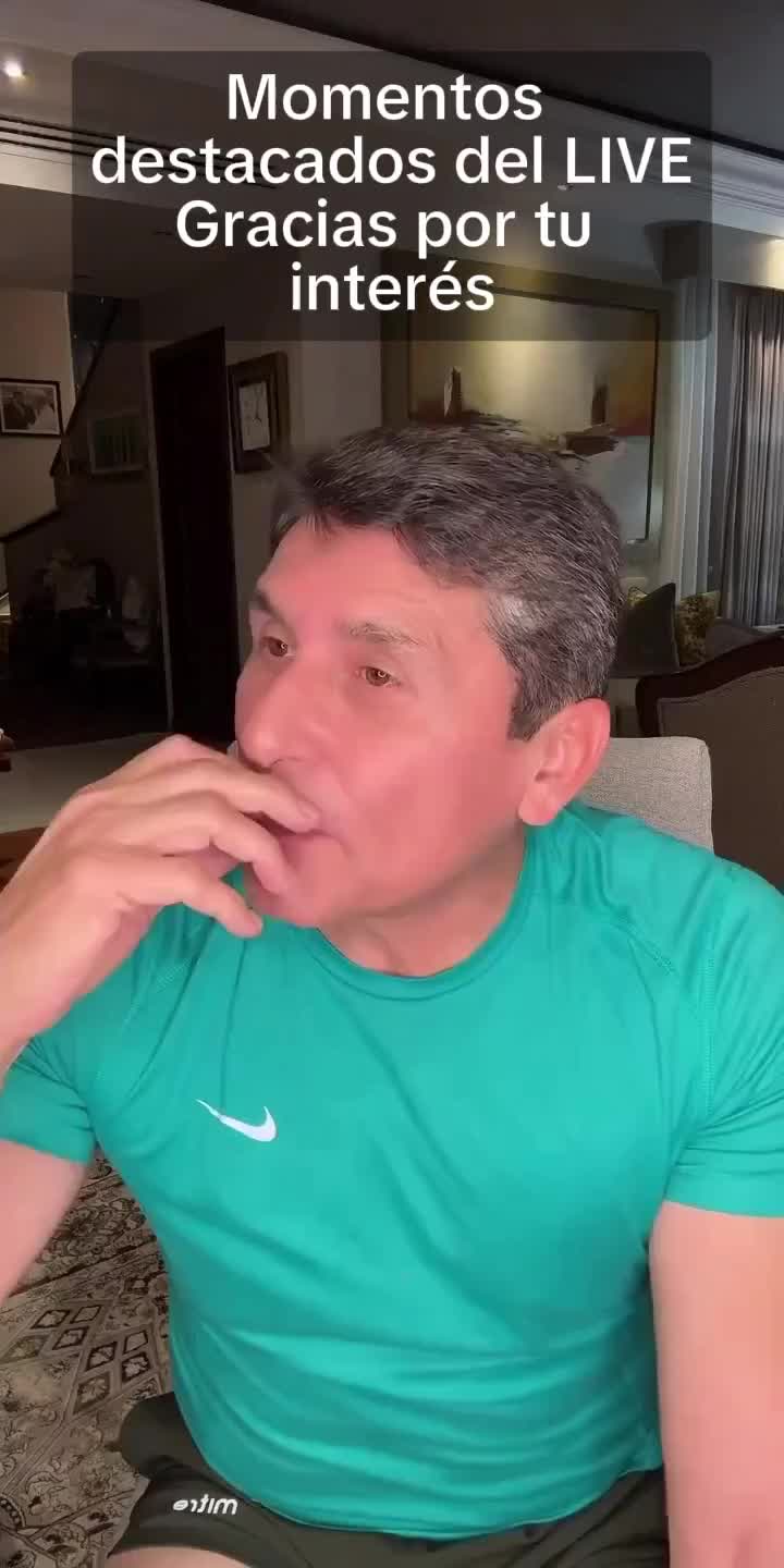 @César Lozano