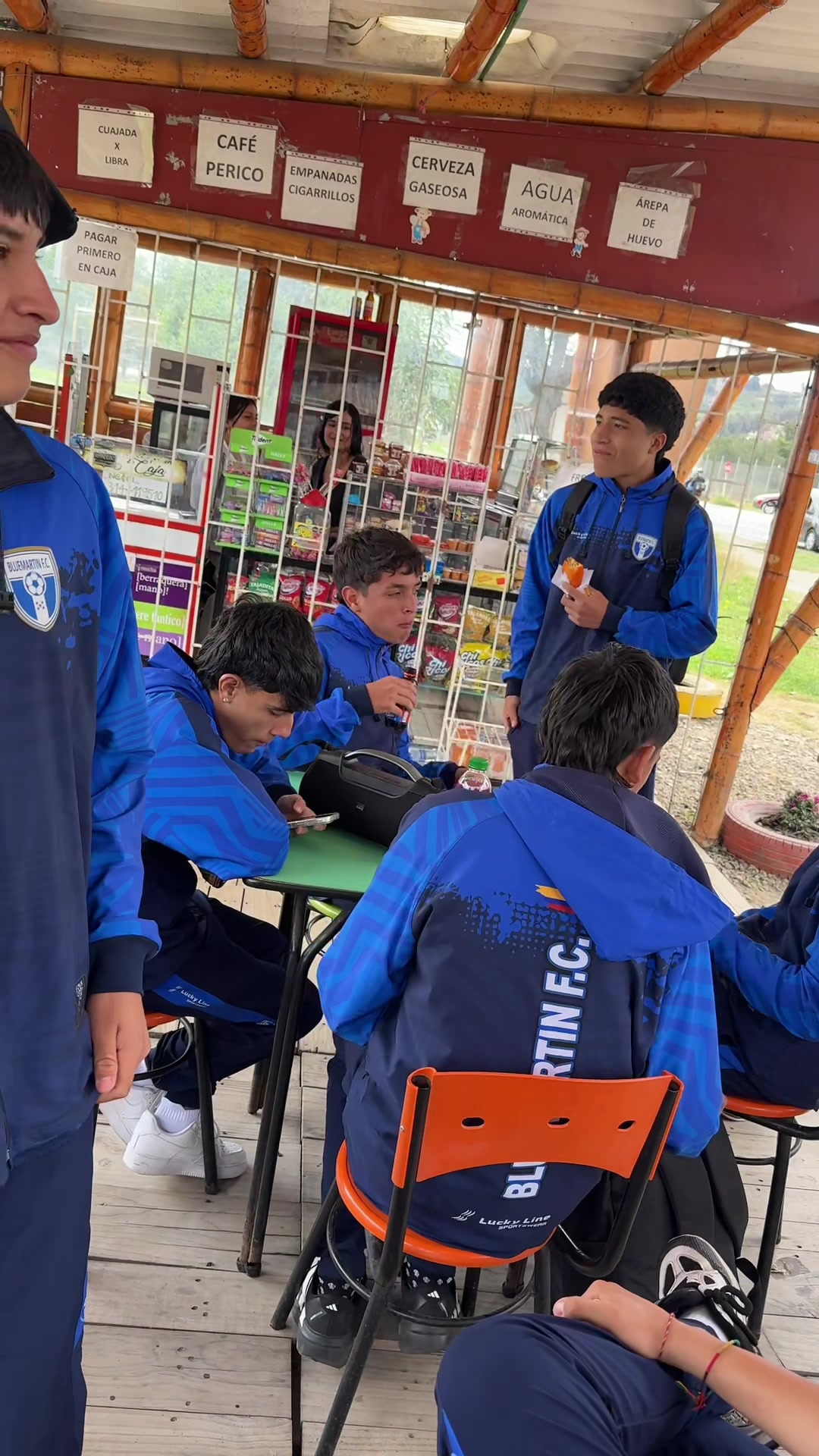 @𝗕𝗟𝗨𝗘𝗠𝗔𝗥𝗧𝗜𝗡 𝗙𝗖