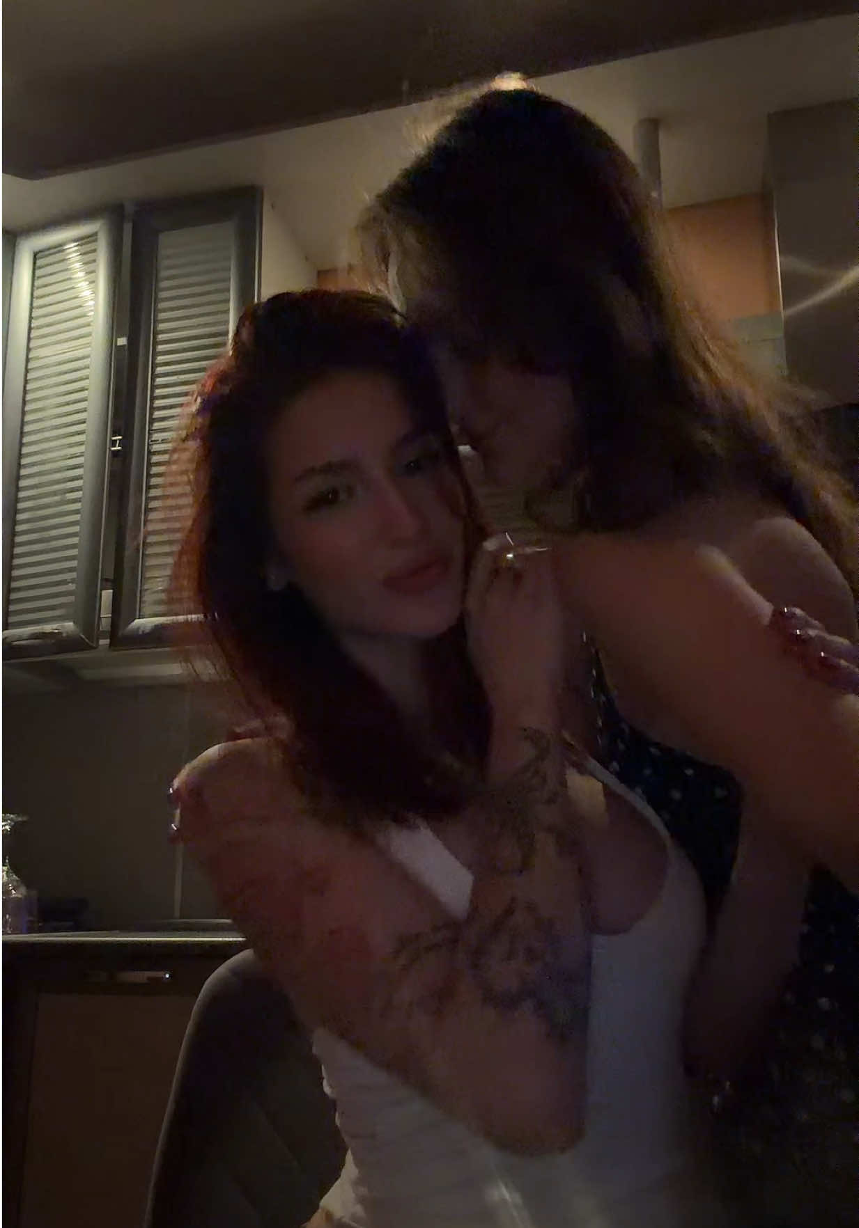 @theyurina