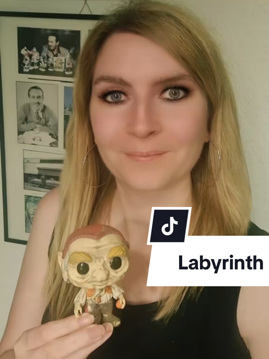 @Christin | Disney Collector