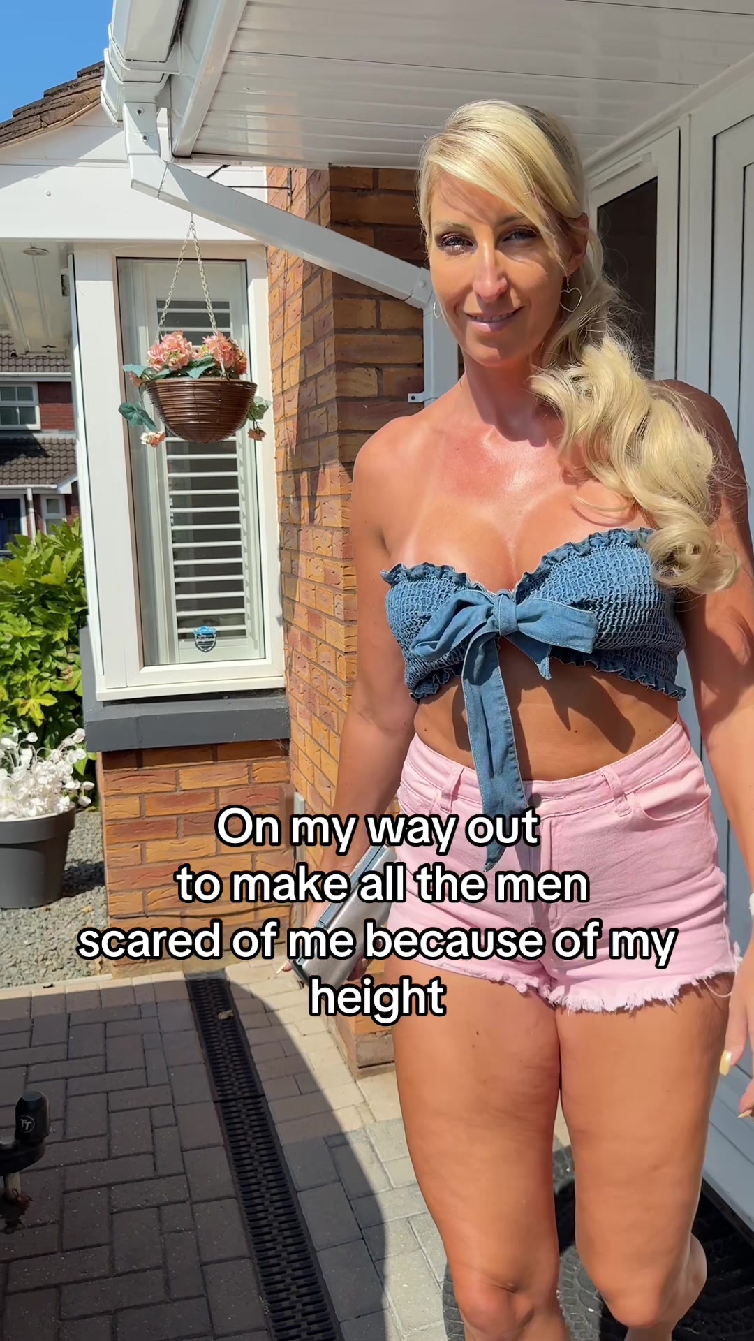 @tallandblonde_xo