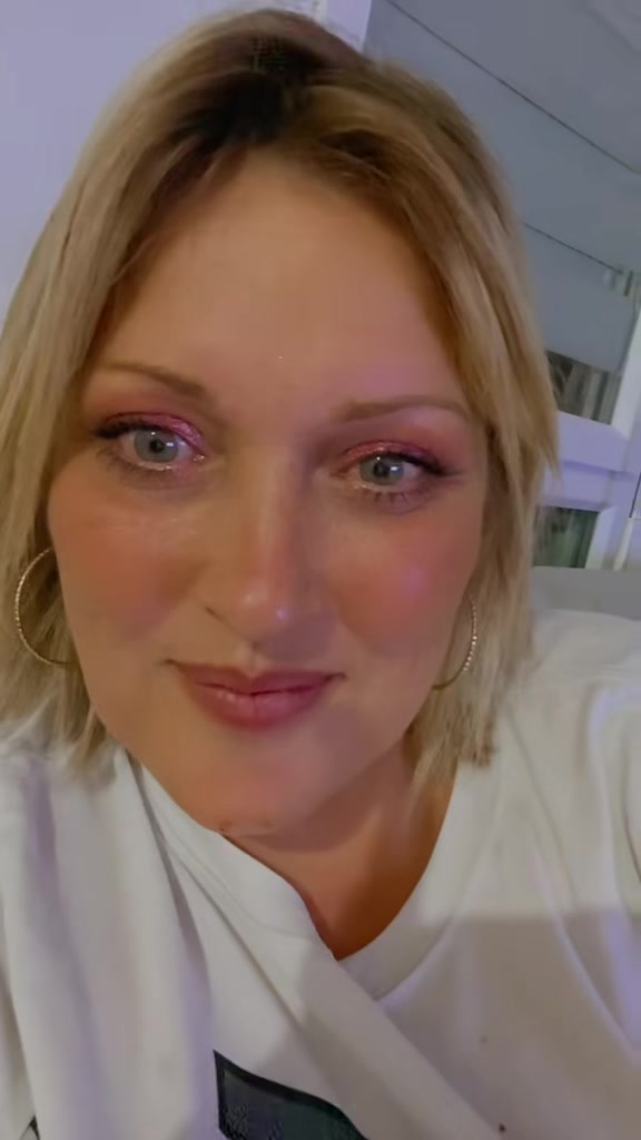 @Jenni