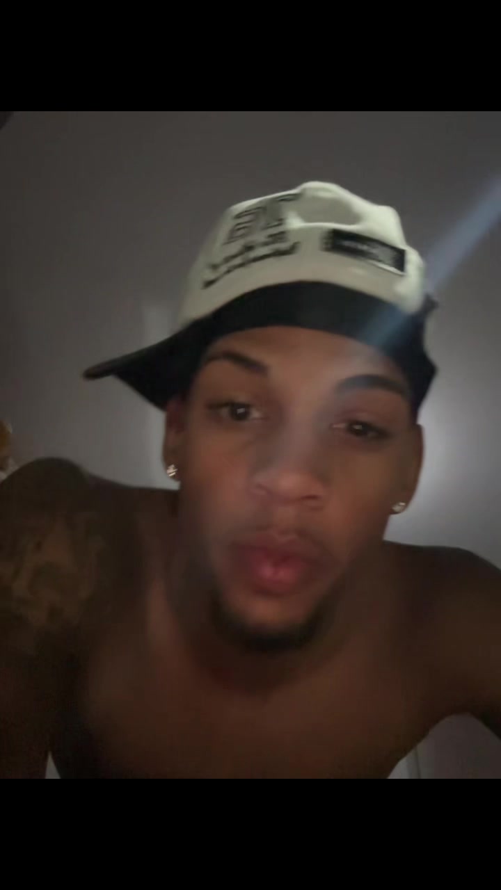 @Almeida🤴🏾