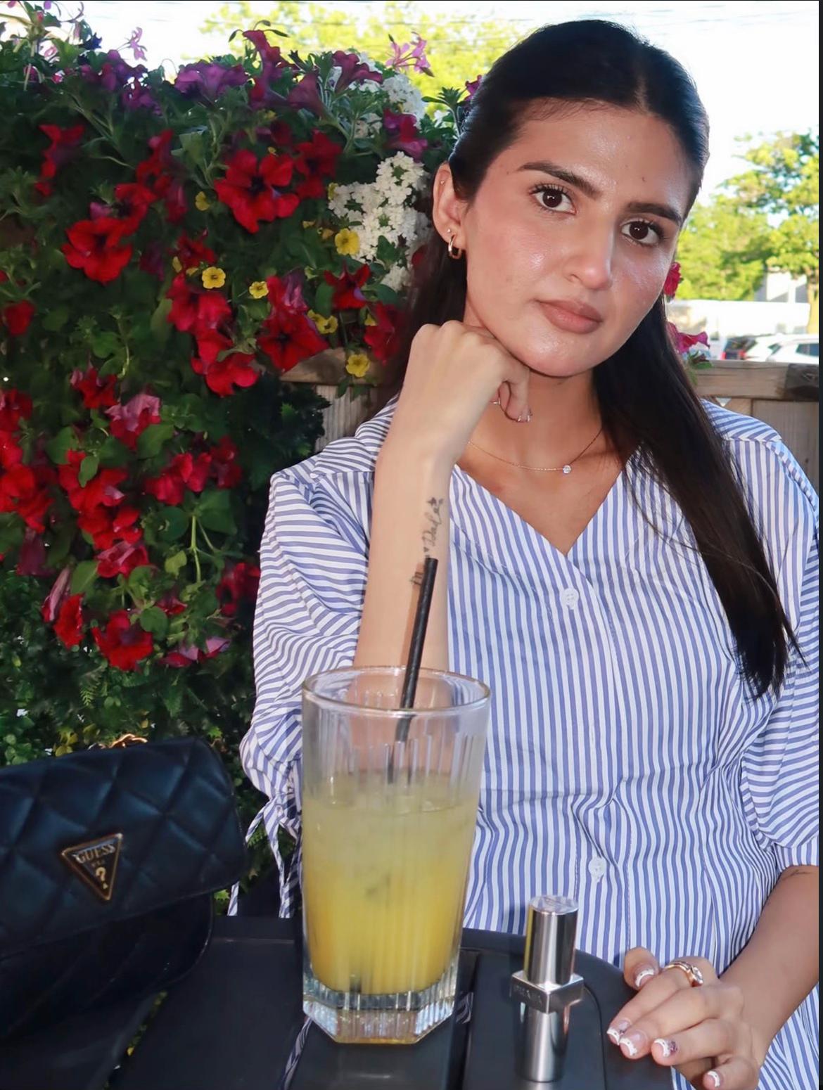 @Khushi.wrch ᥫ᭡