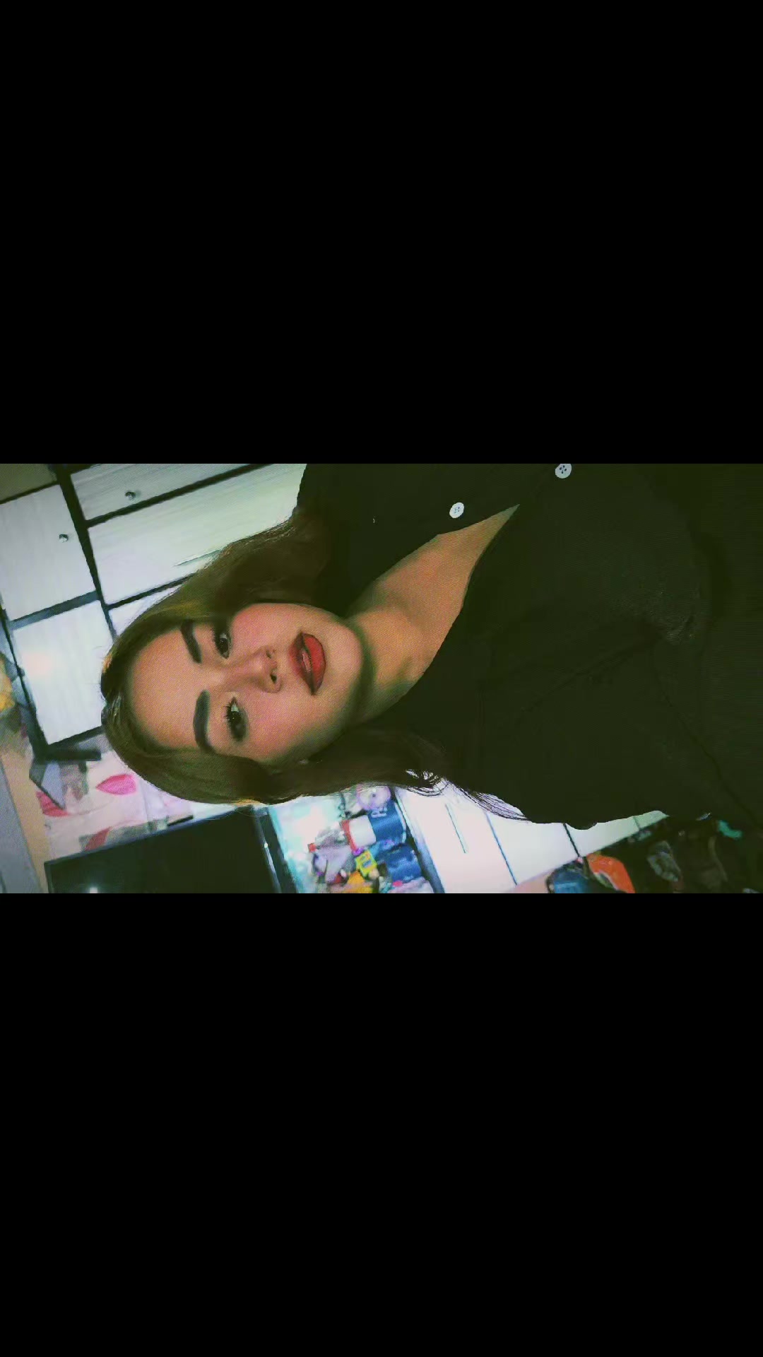 @Adri🦂