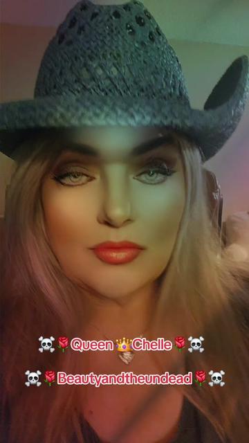@☠️🌹❤️Queen🌈Chelle🎸🪽🎪🩶🔐