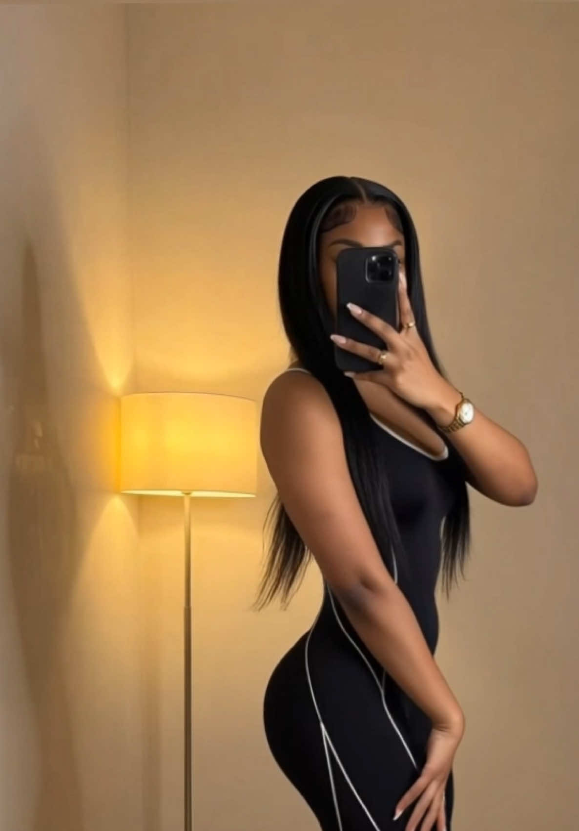 @Lala