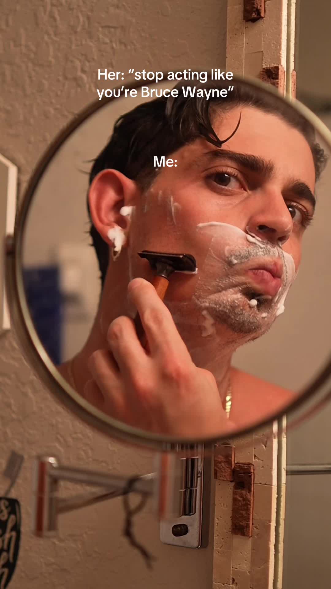@Tonyaromas