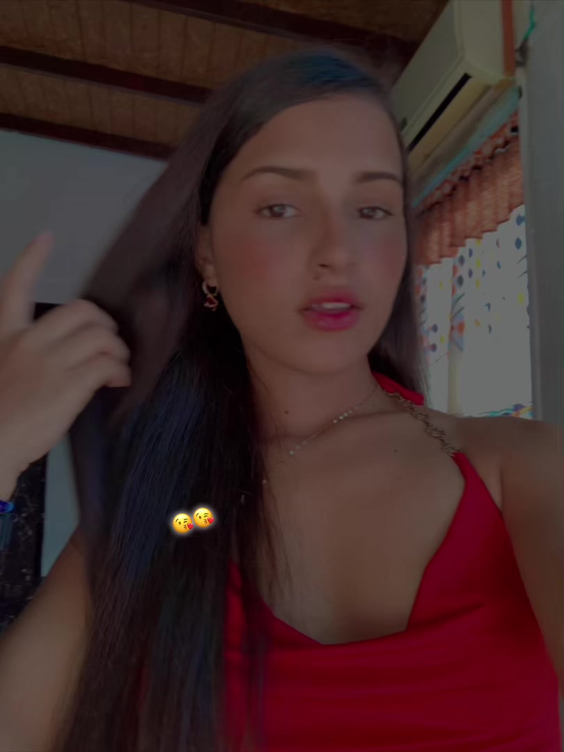 @𝓥𝓪𝓵𝓮𝓷𝓽𝓲𝓷𝓪
