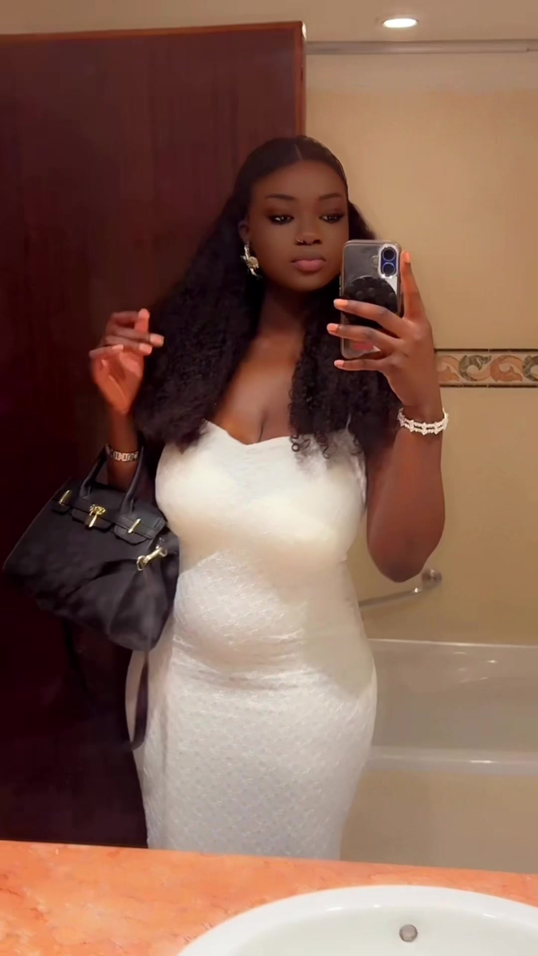 @Khadijah🇸🇳