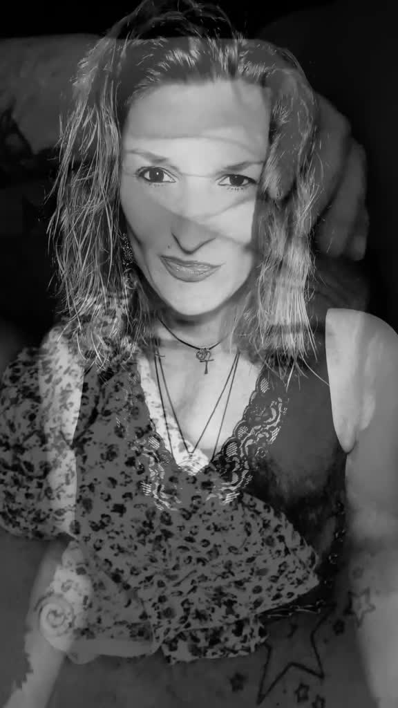 @🐦&zwj;🔥✨ Lalie ♌🌻☀️🌕🦋